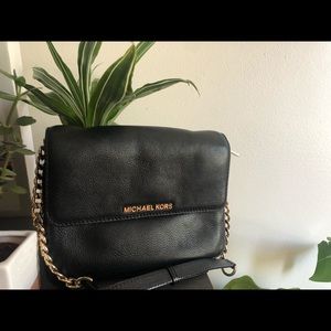 Michael Kors crossbody bag in black.